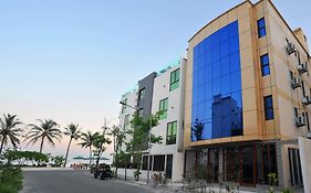 Turquoise Residence By Ui